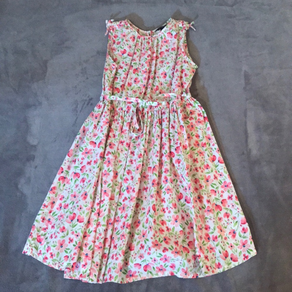Beautiful flower print girls dress